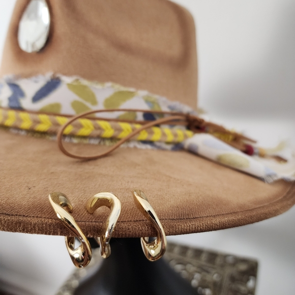 Light Tan Faux Suede Sun Hat with Crystal Gem and Fabric Band - Picture 7 of 10